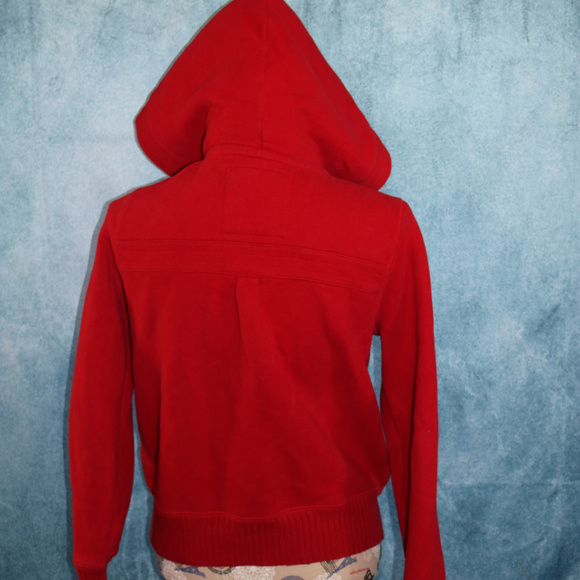 Red jacket - Picture 3 of 7